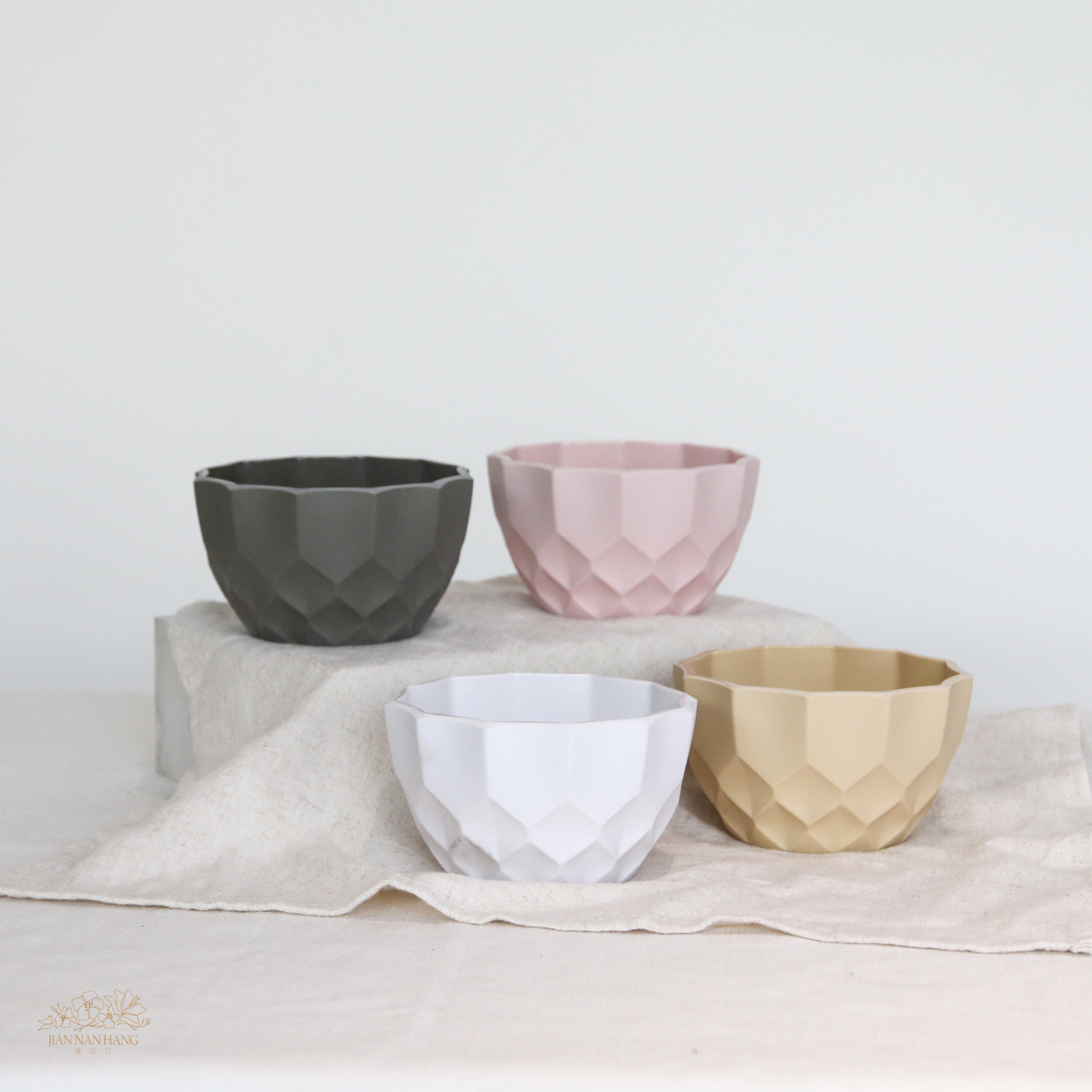 塑膠花器 幾何切面花盆 中 4色