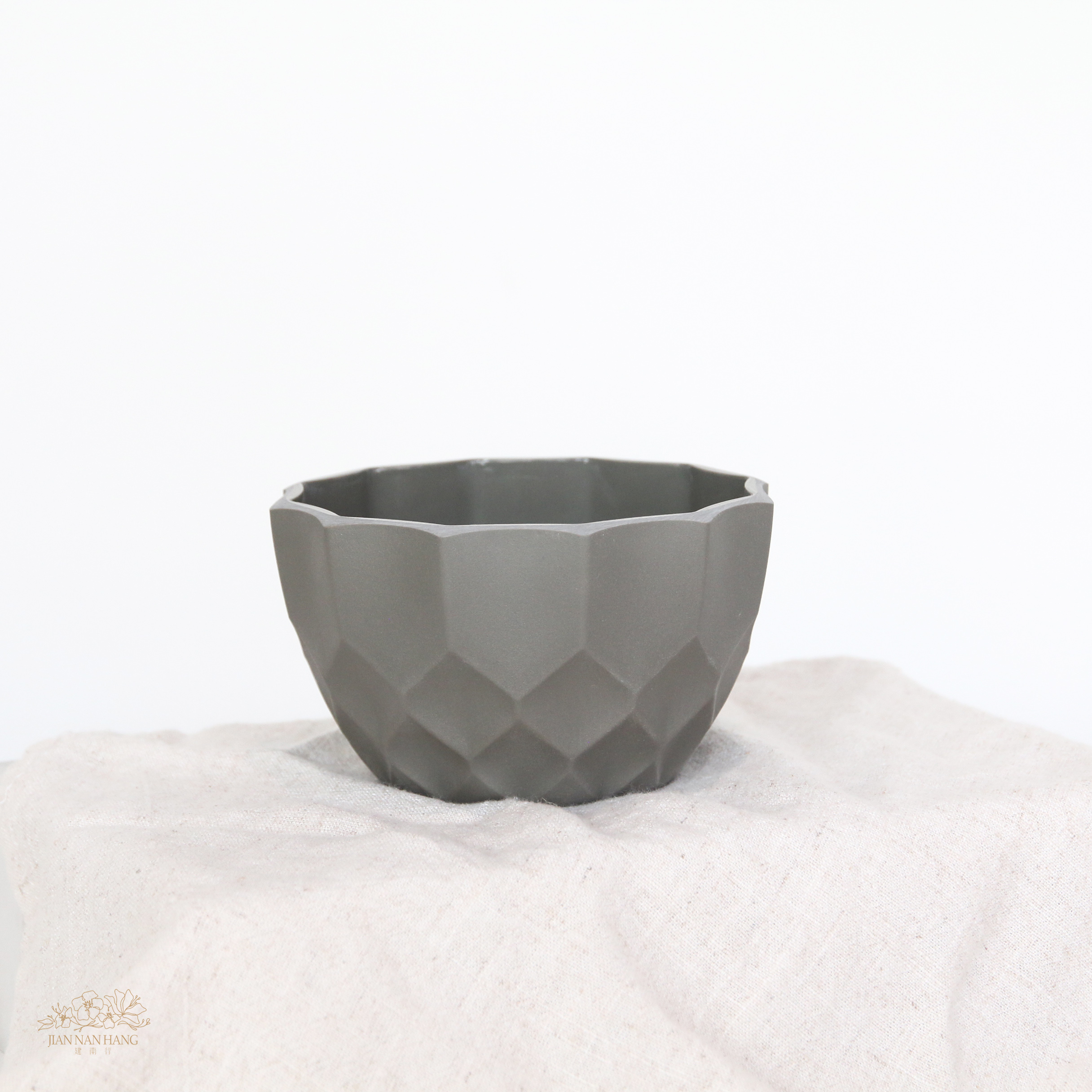 塑膠花器 幾何切面花盆 中 4色