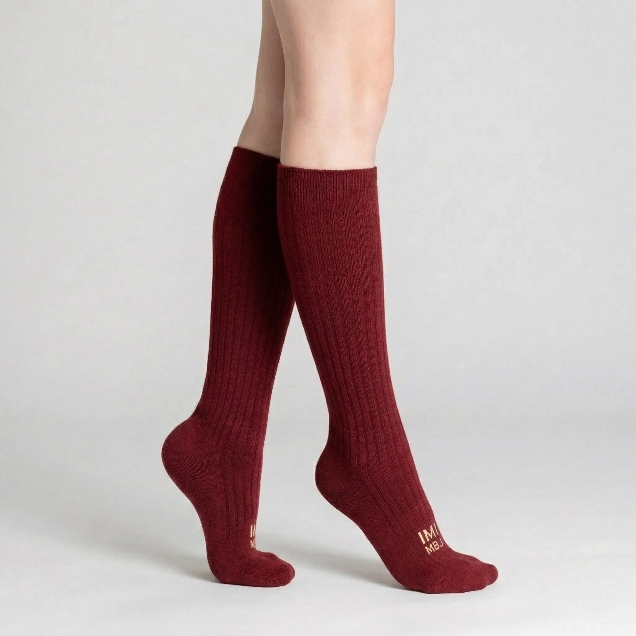 波波蓁專屬｜只有線條酒紅｜沒有設計師款．壓力及膝襪