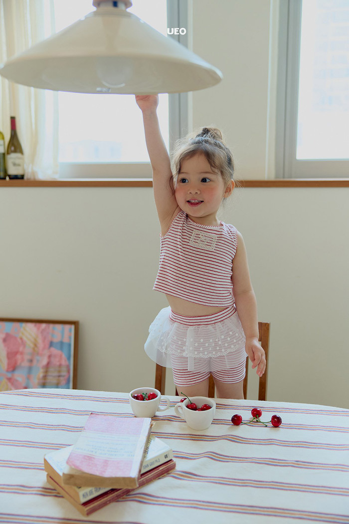 正韓夏UEO 兩色飄飄雪花拼紗內搭褲
