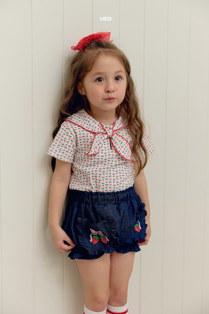 正韓夏UEO 刺繡草莓花苞短褲