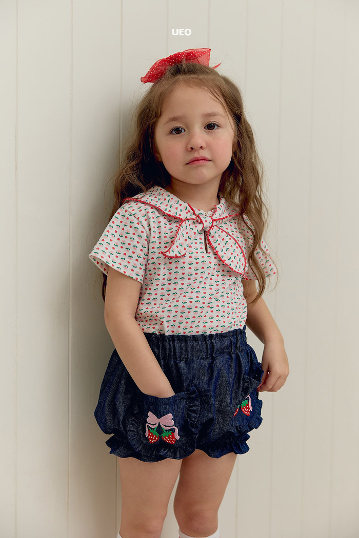 正韓夏UEO 刺繡草莓花苞短褲