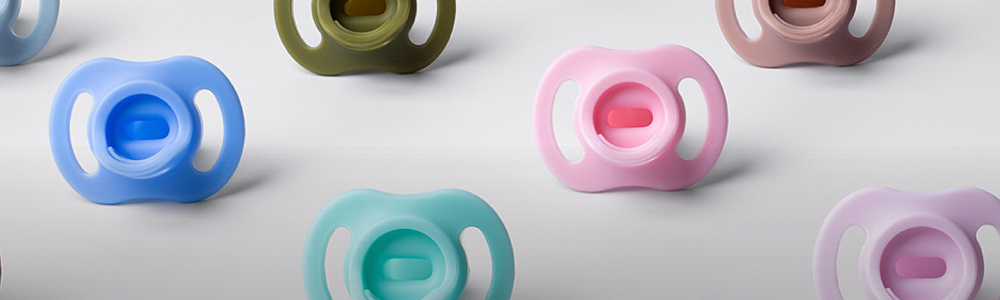 該給寶寶使用安撫奶嘴嗎? | Tommee Tippee