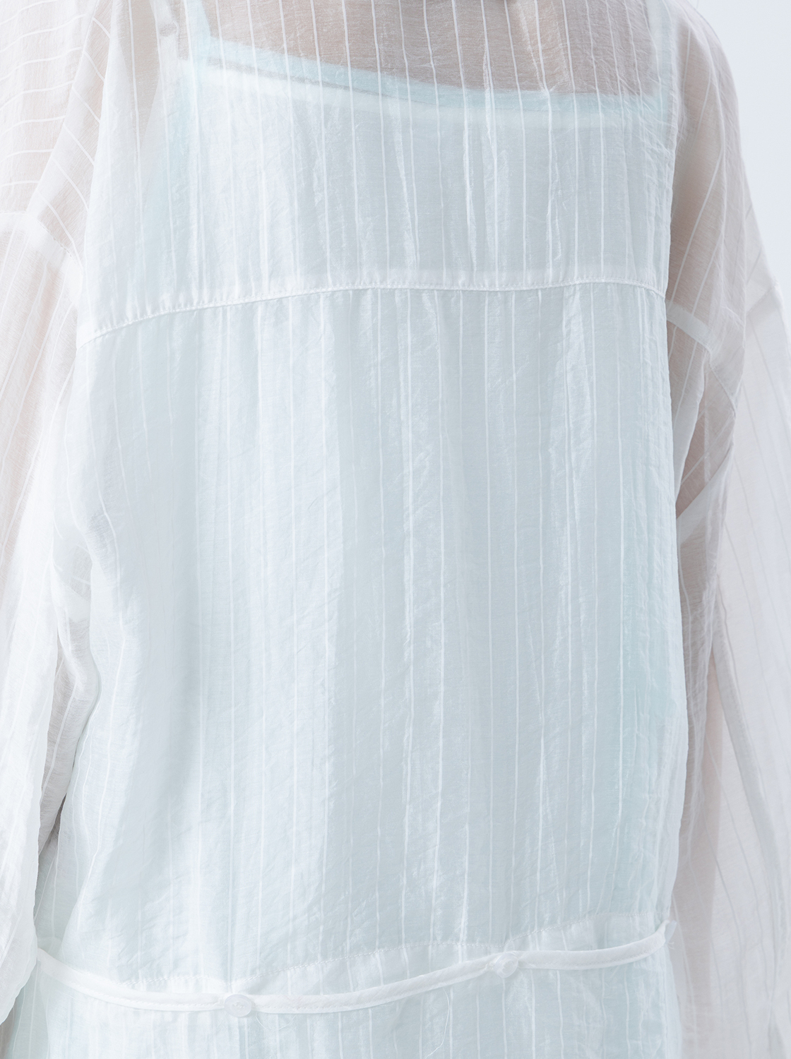 條紋輕透綁帶寬鬆襯衫