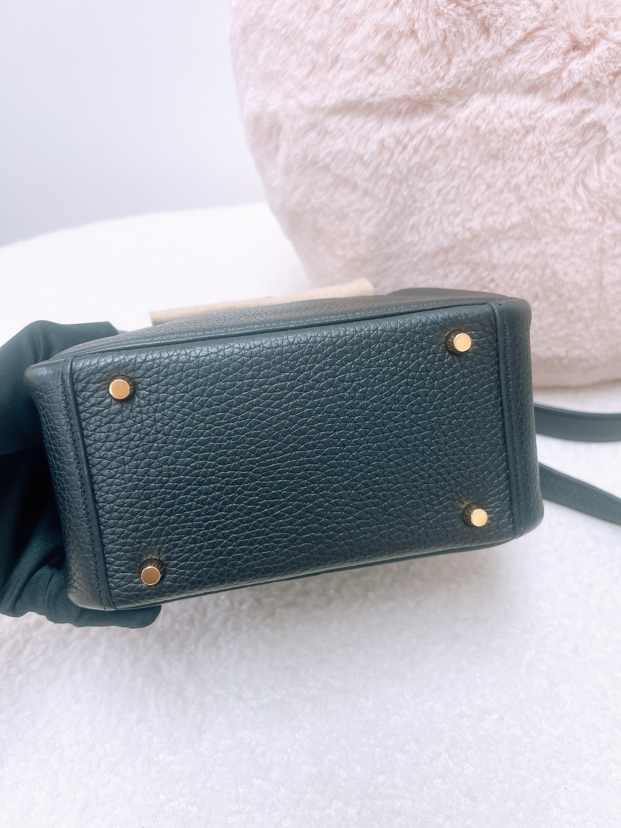 Hermes mini lindy (black GHW/ stamp b)