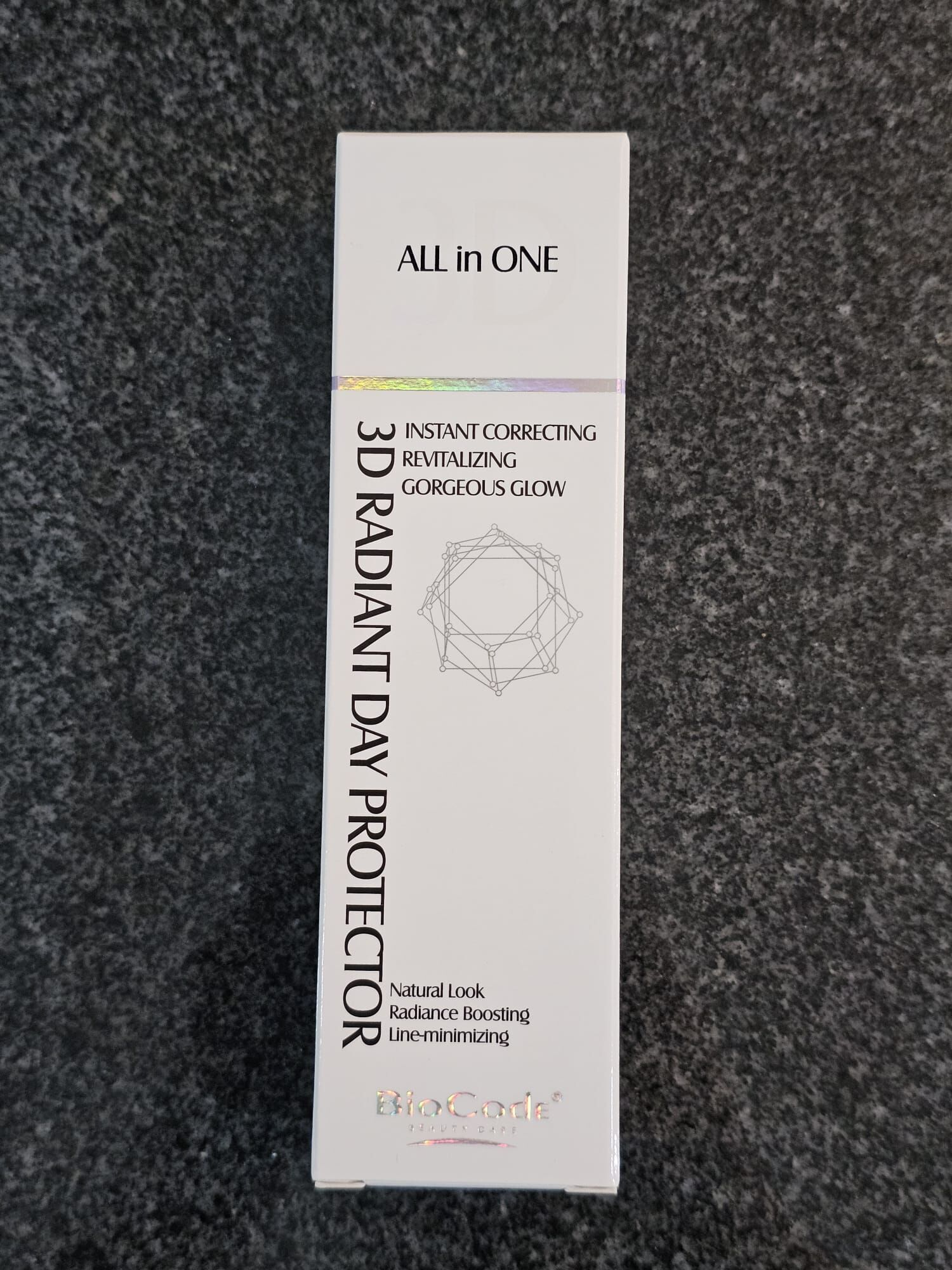 2 3D RADIANT DAY PROTECTOR