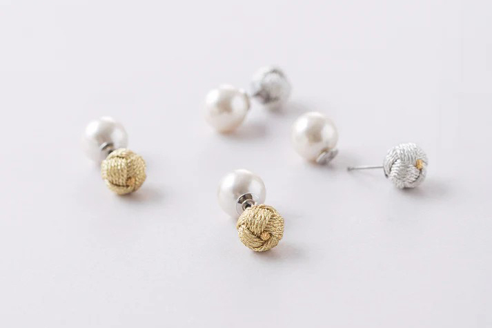 Pisceans - 小田卷×仿珍珠雙面針式耳環 / 金色