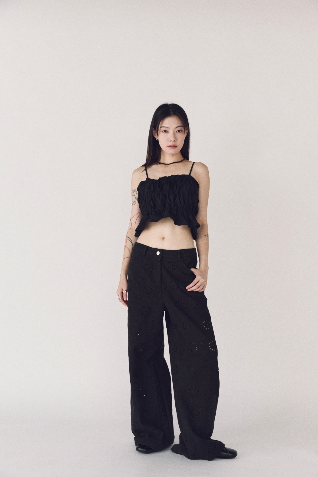 抓皺綁結兩穿平口上衣-黑