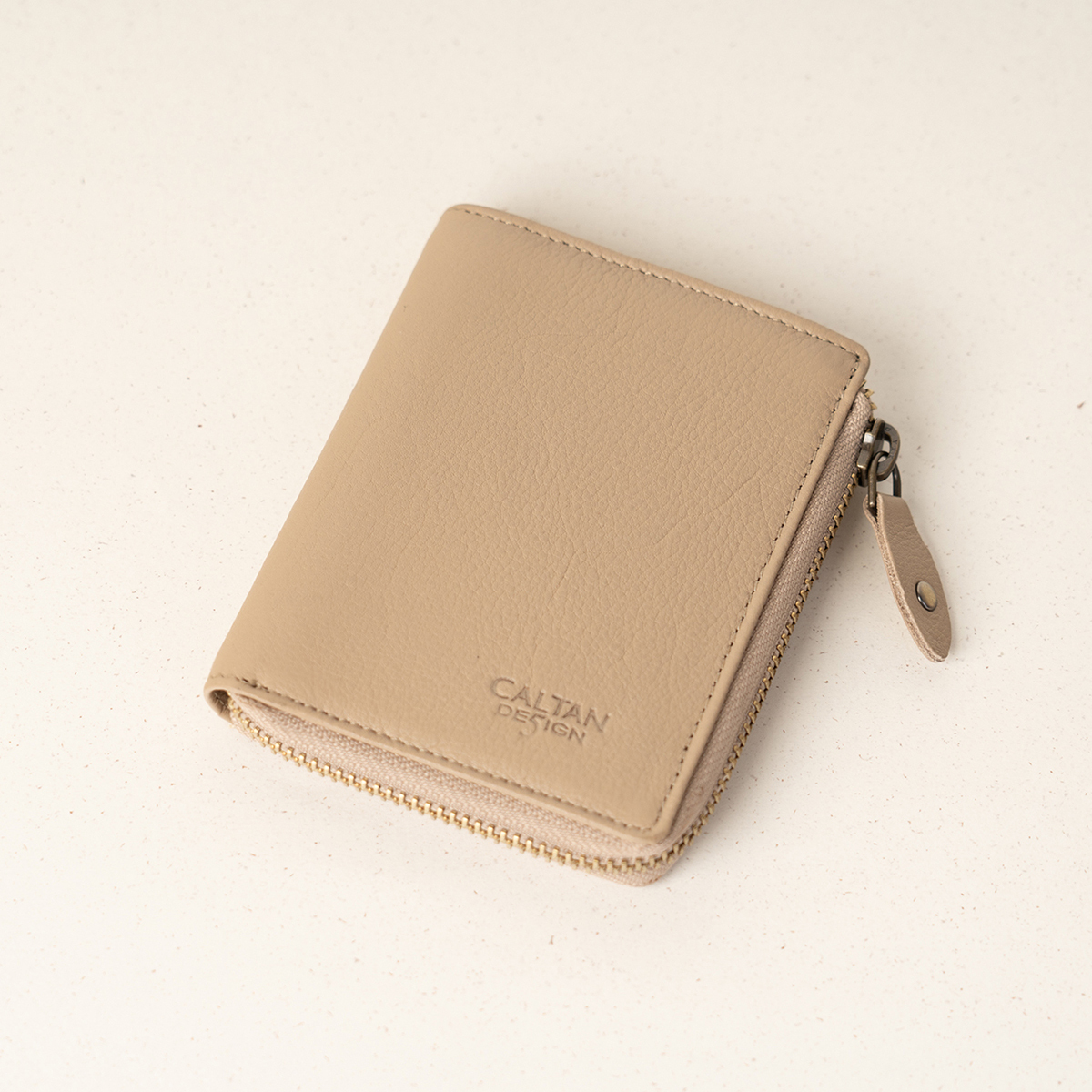 美式俐落拉鍊式多功用零錢包-三色(1985)