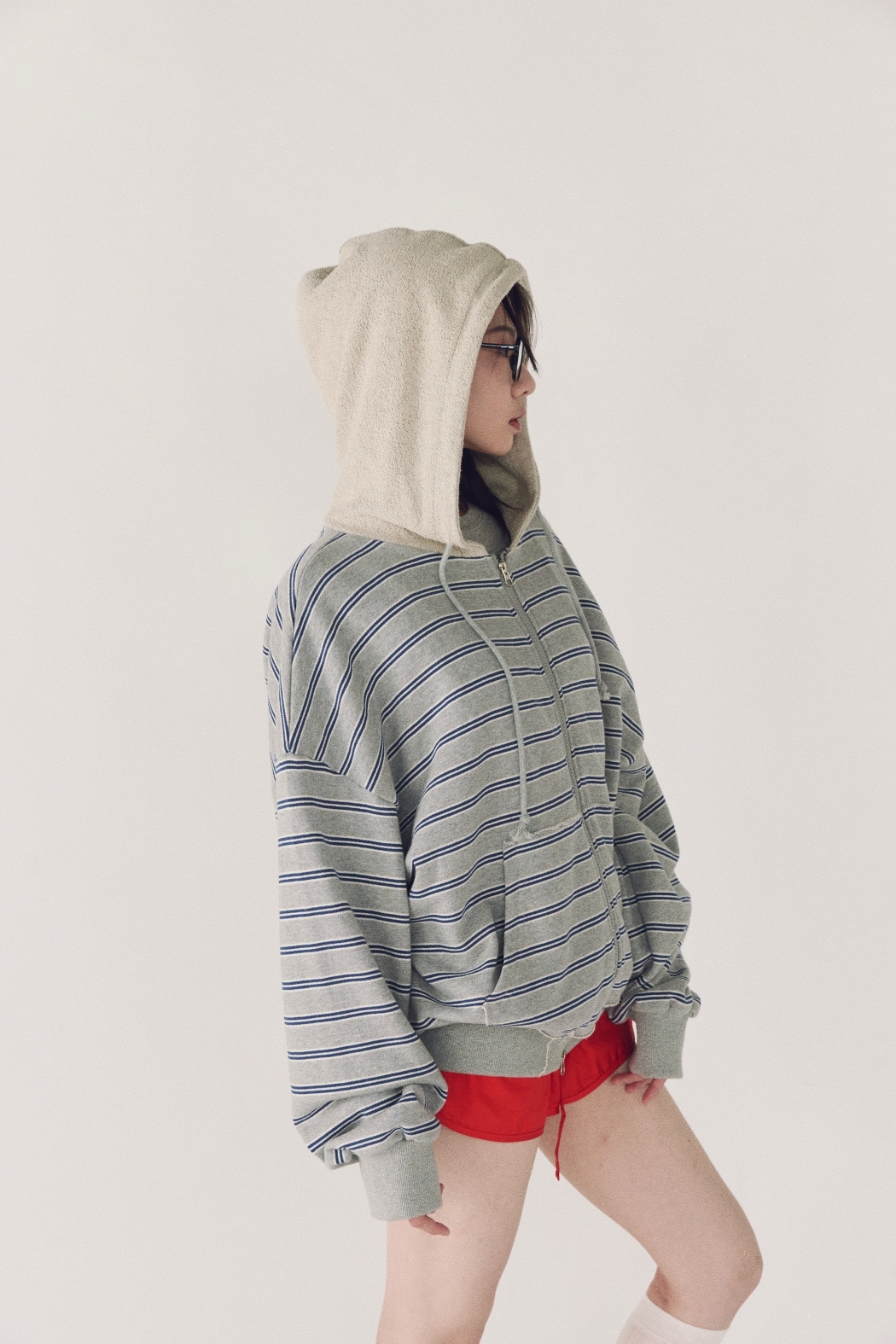 撞色徽章連帽外套-藍條紋