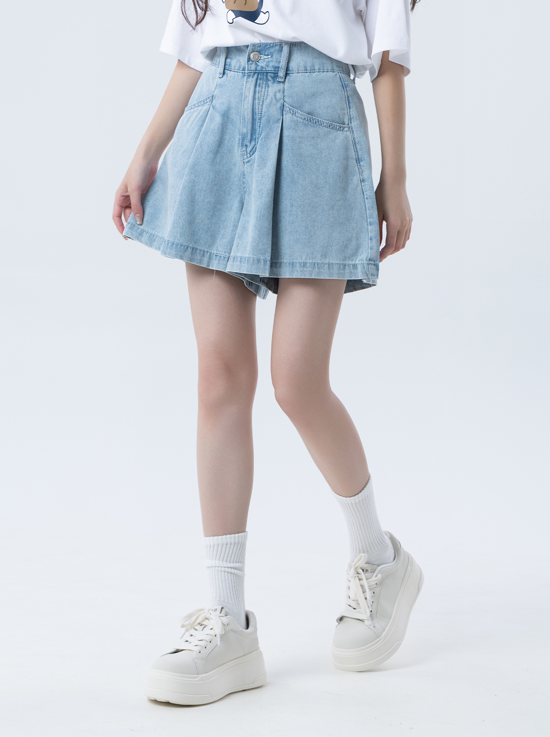 輕磅牛仔打折短褲