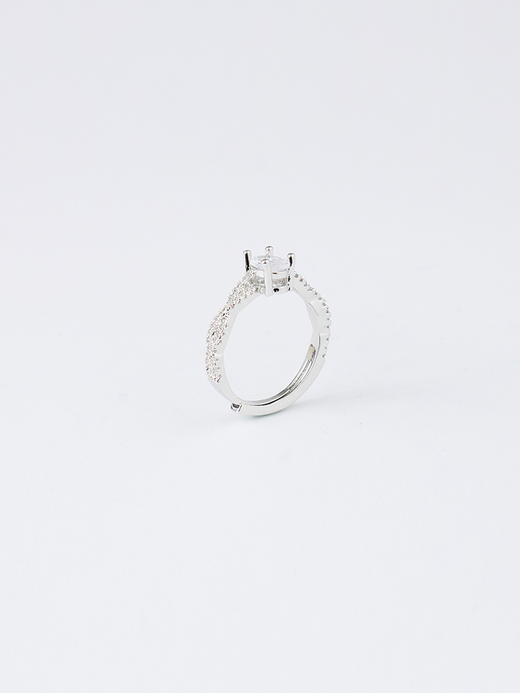 輕奢精緻鑲鑽戒指