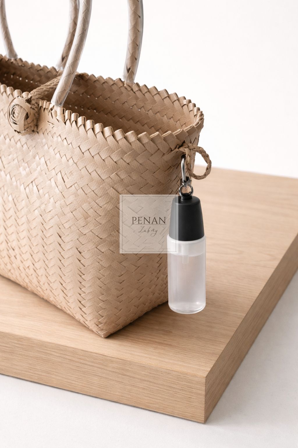 Penan Tote 11’