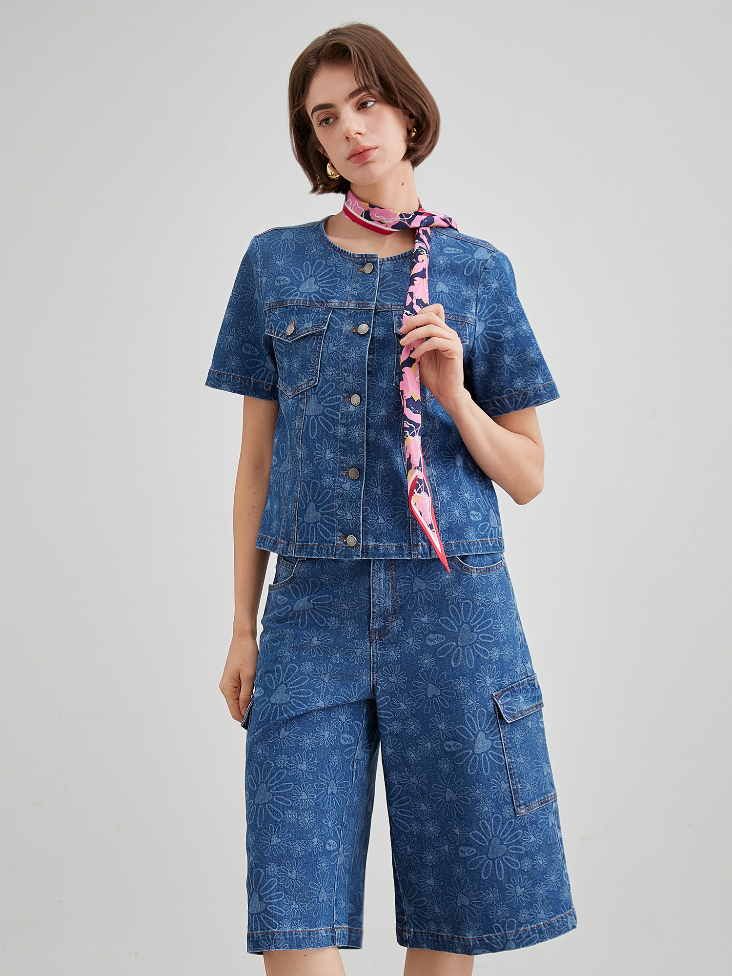 mi-tu 印花絲巾牛仔外套