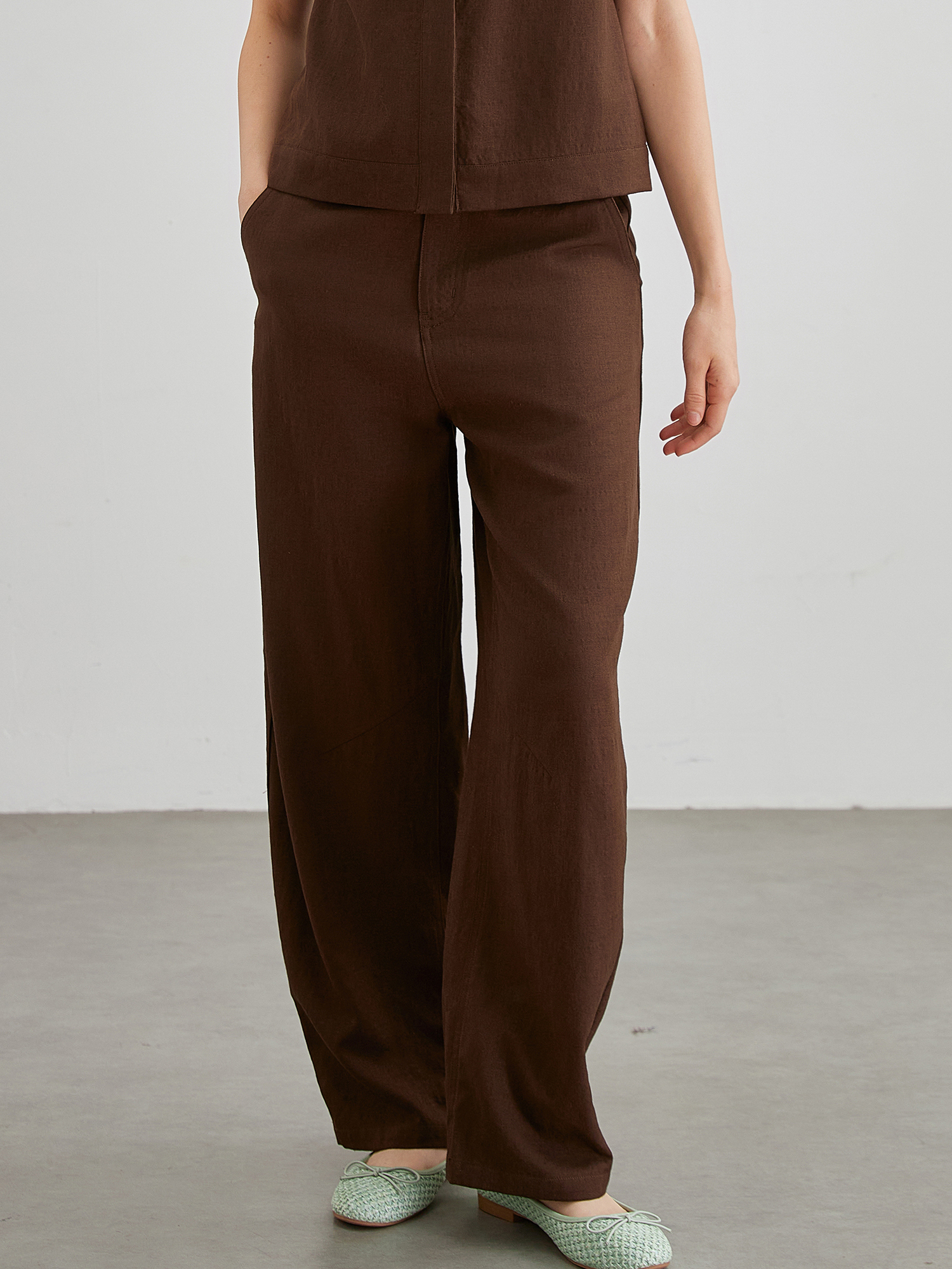 mi-tu 彎刀型休閒西褲