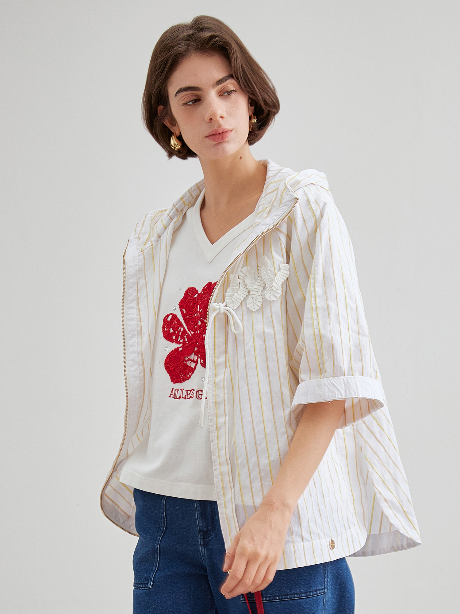 mi-tu 條紋刺繡抽繩恤衫