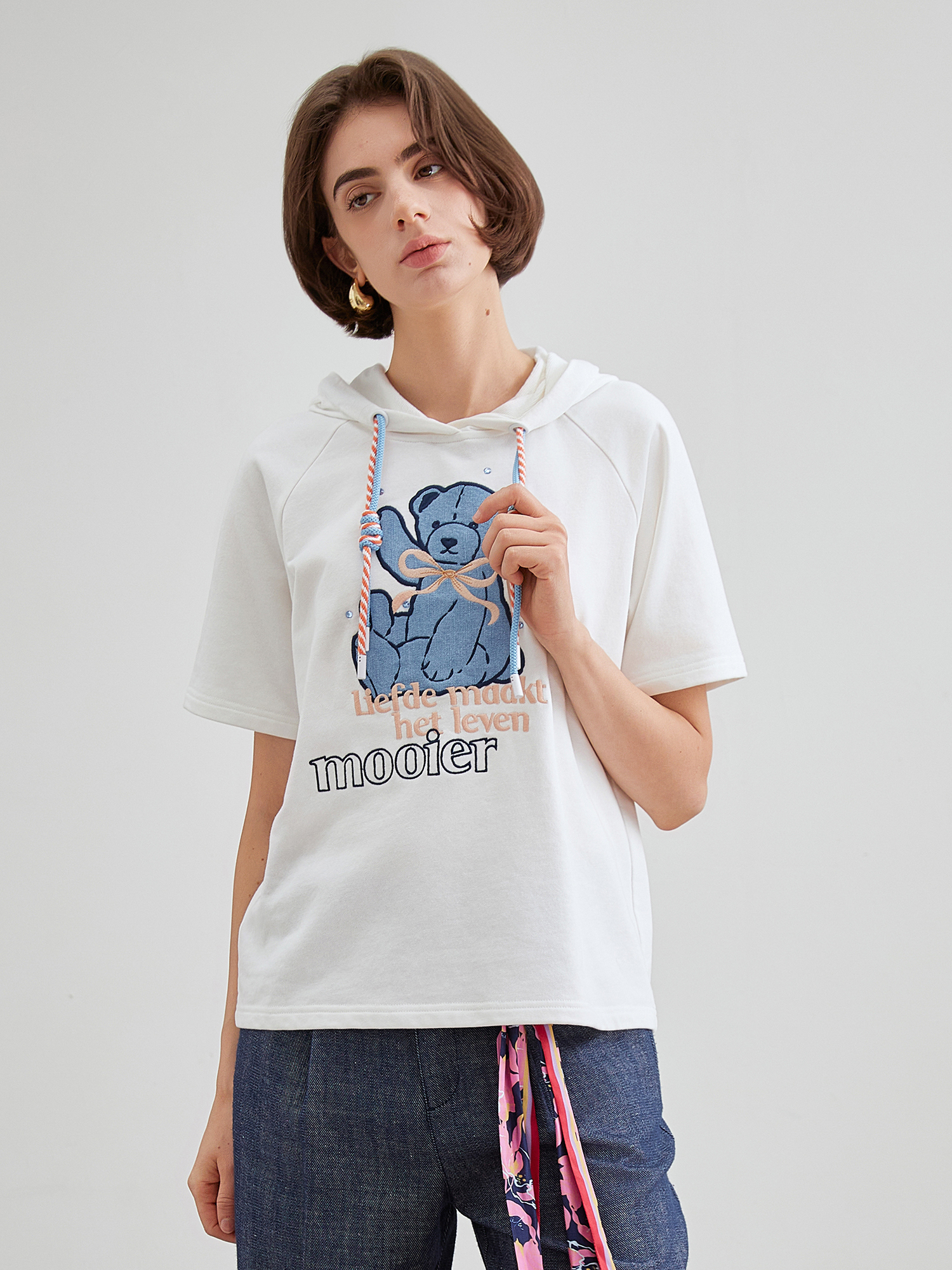 mi-tu小熊印花連帽衛衣