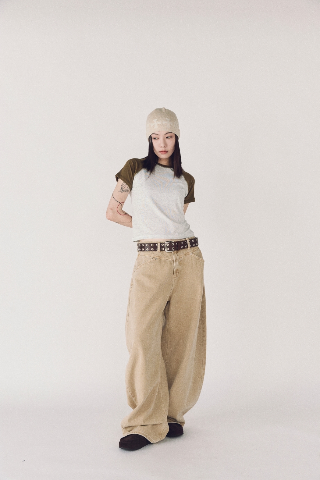 極柔感撞色插肩袖上衣