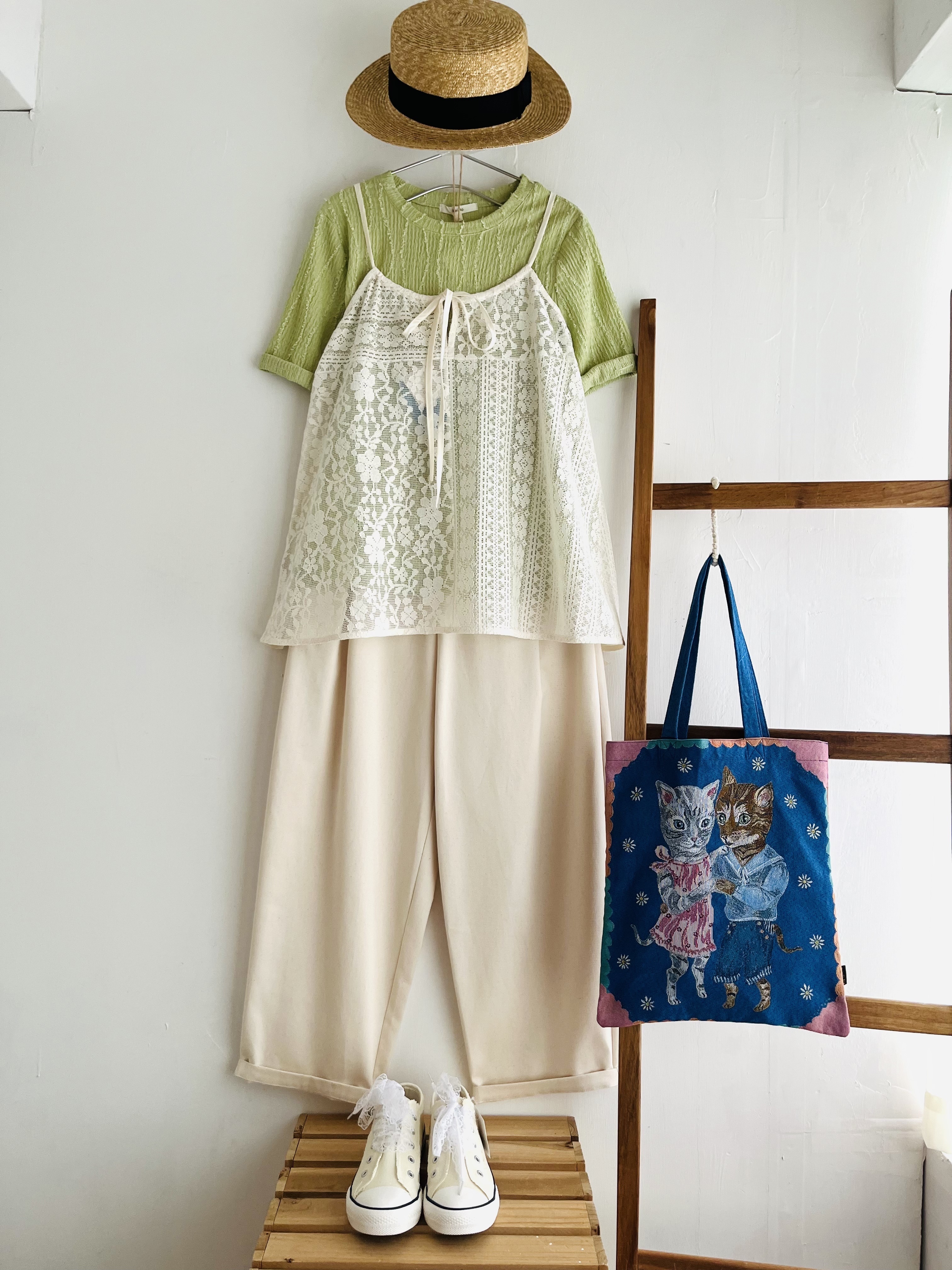 Keitto米色通花吊帶背心