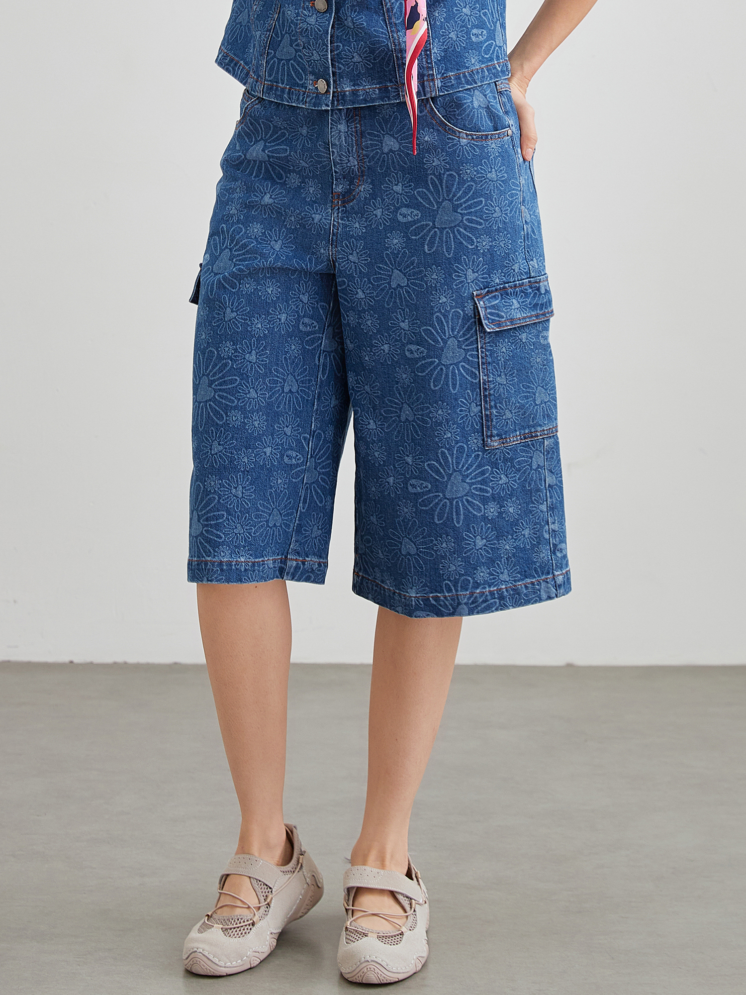 mi-tu 小雛菊印花中短褲