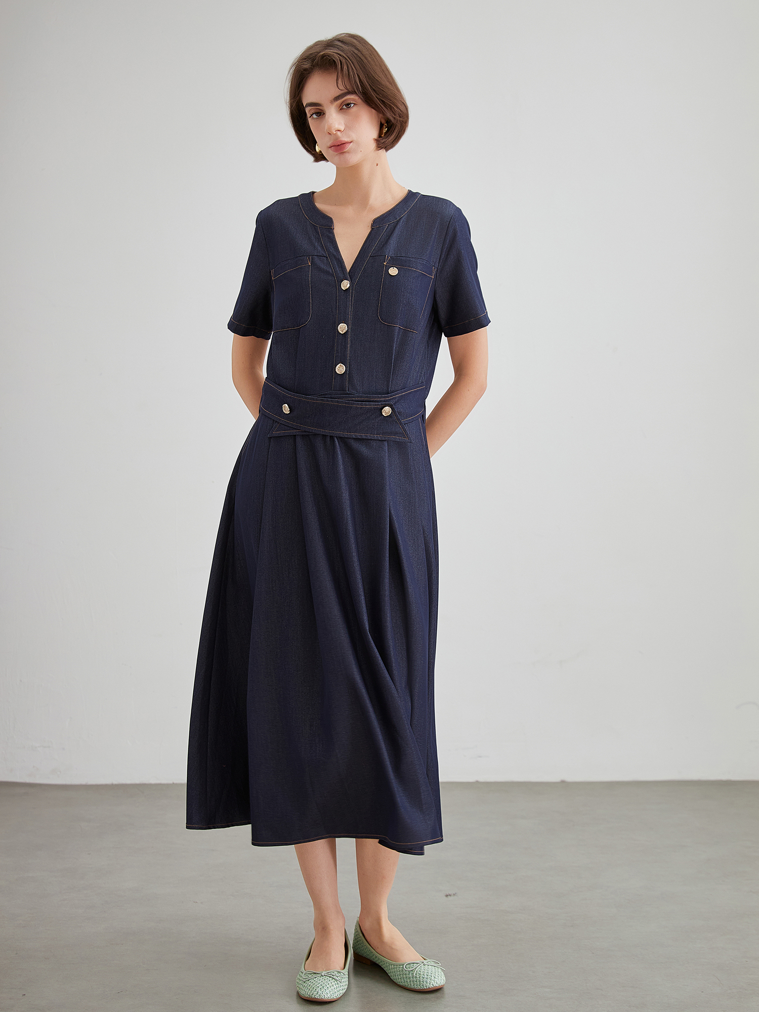 mi-tu 收腰連身裙