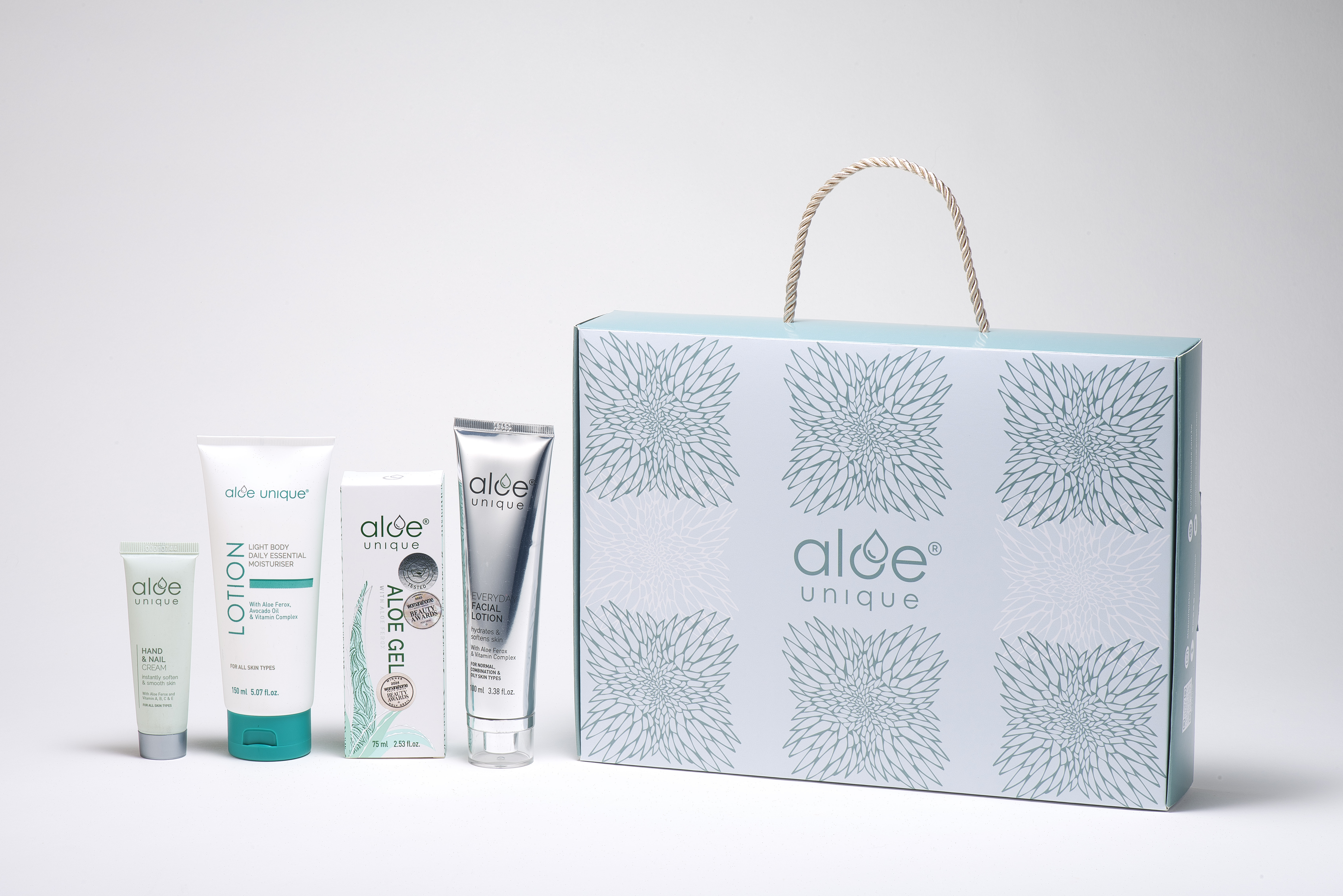 aloe unique優尼客-母親節柔光保養禮盒