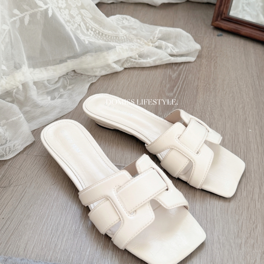 【簡約扣帶】DOMISS百搭好穿平底拖鞋 夏天涼鞋
