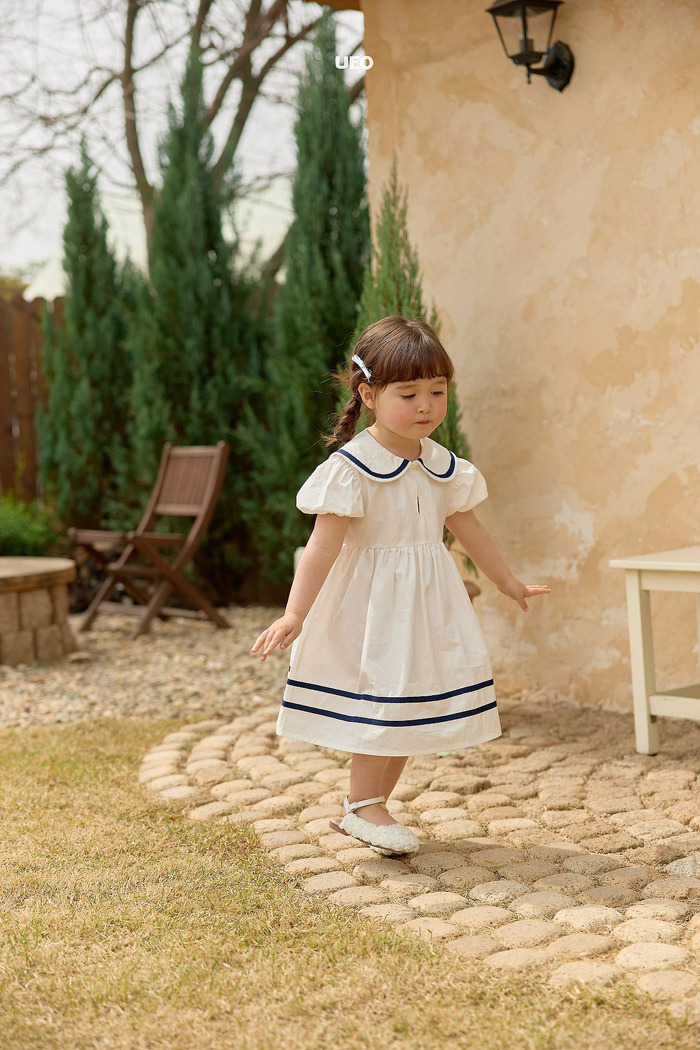 正韓夏UEO 兩色學院感洋裝