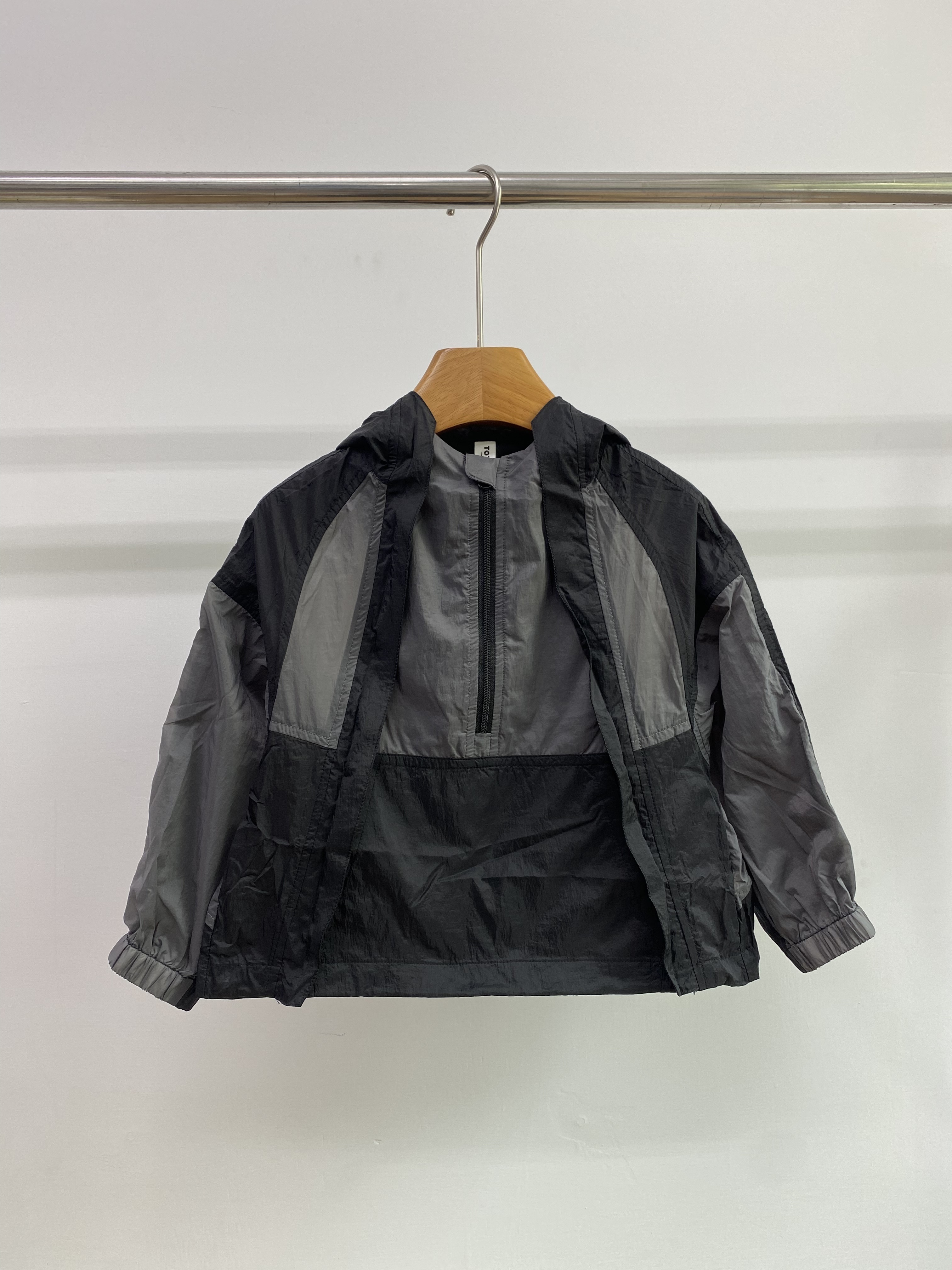 A04894設計師品牌速乾防曬外套