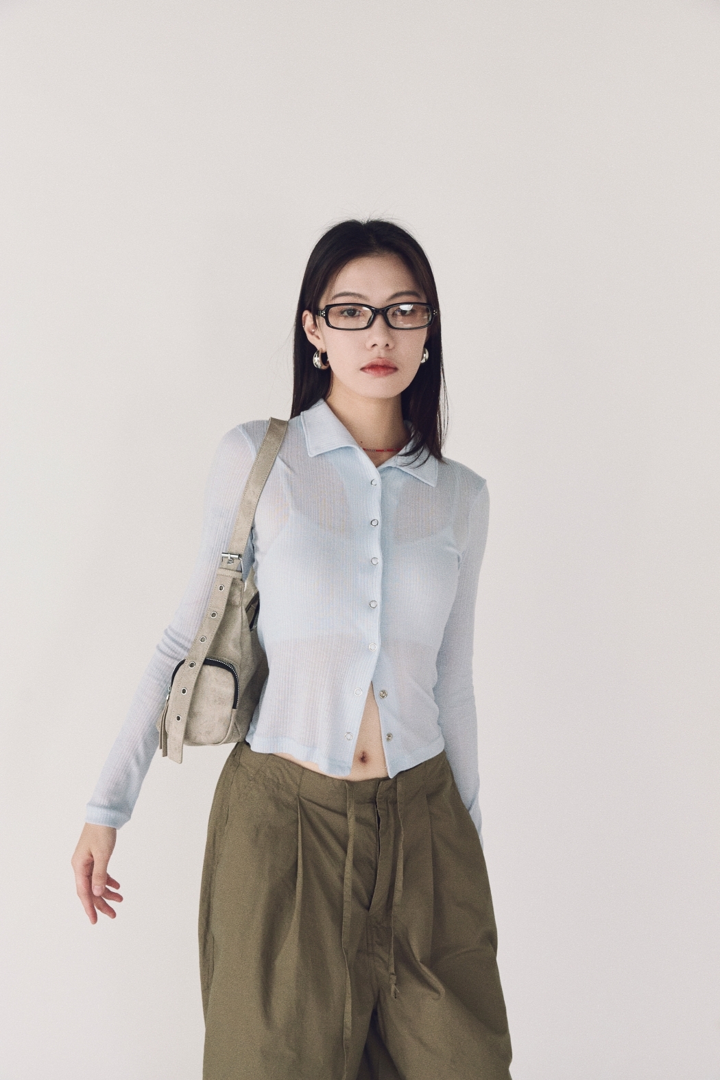 Baby blue 翻領暗釦開襟衫