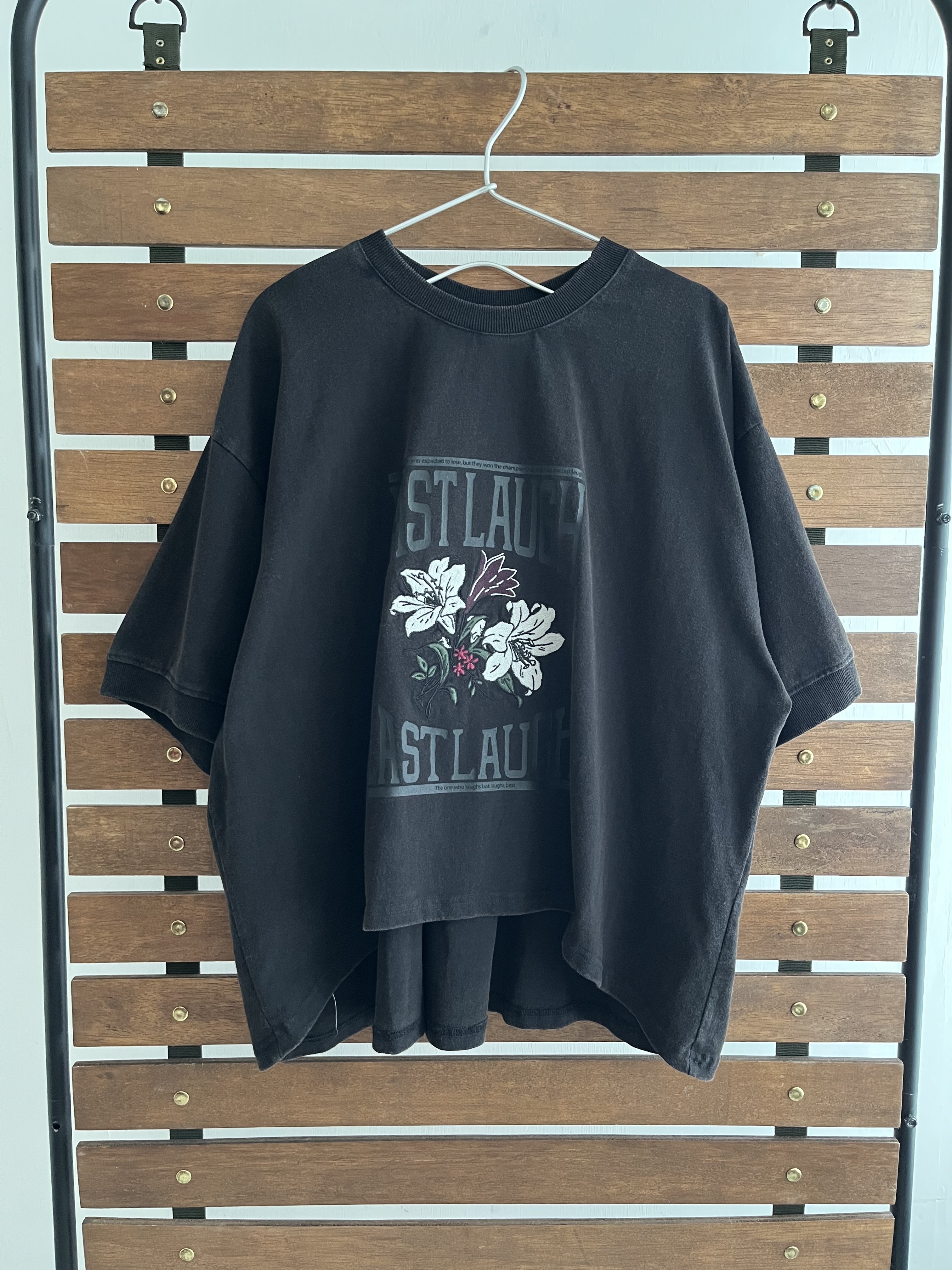 LUPILIEN炭黑色刺繡花花🌼top