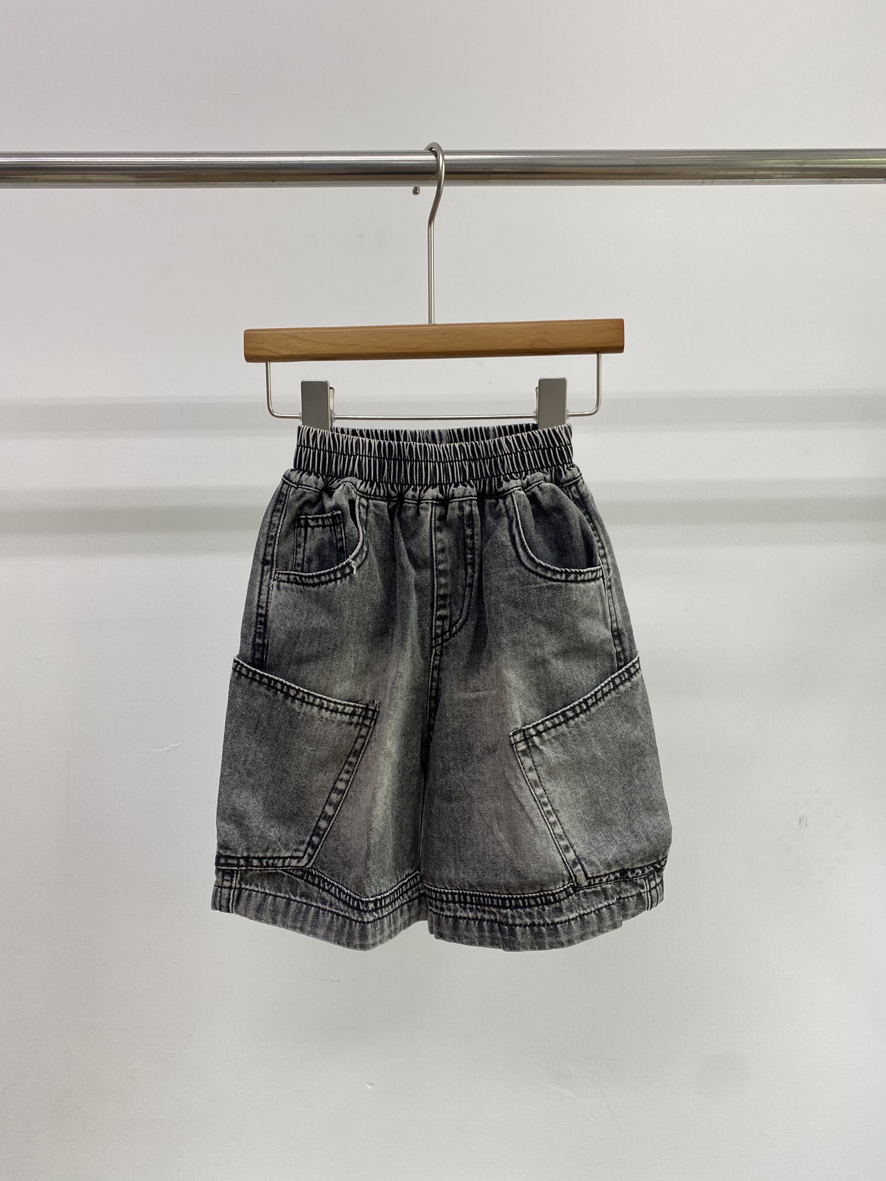 A04899復古水洗風牛仔褲