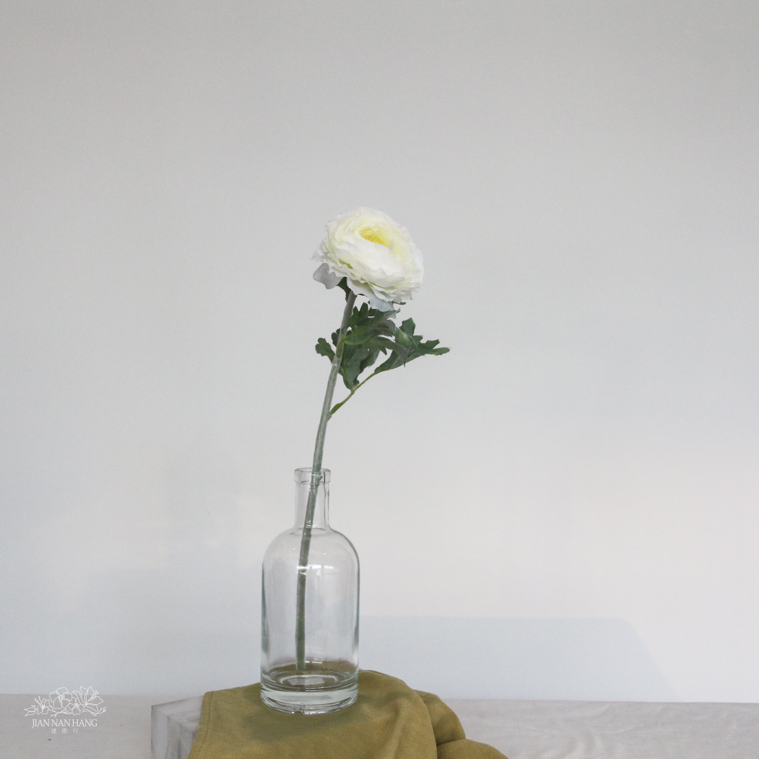 人造花 單枝露蓮 奶油白