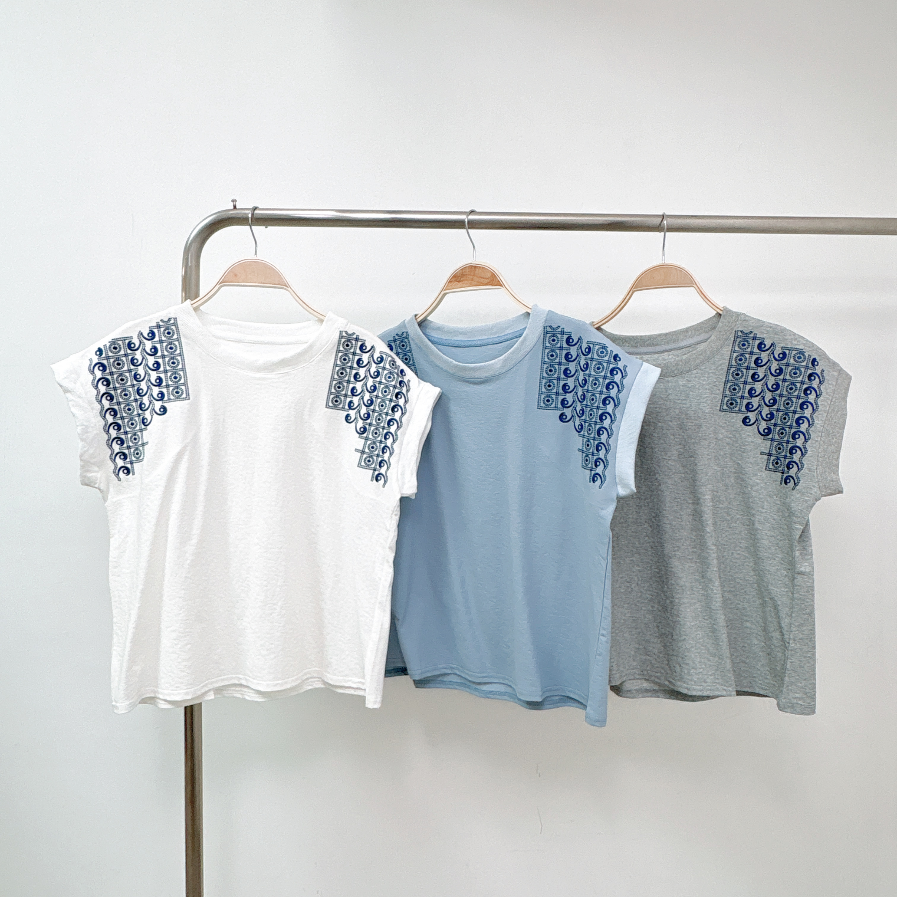 【預訂】刺繡民族花紋半袖棉TOP (S11-S13)