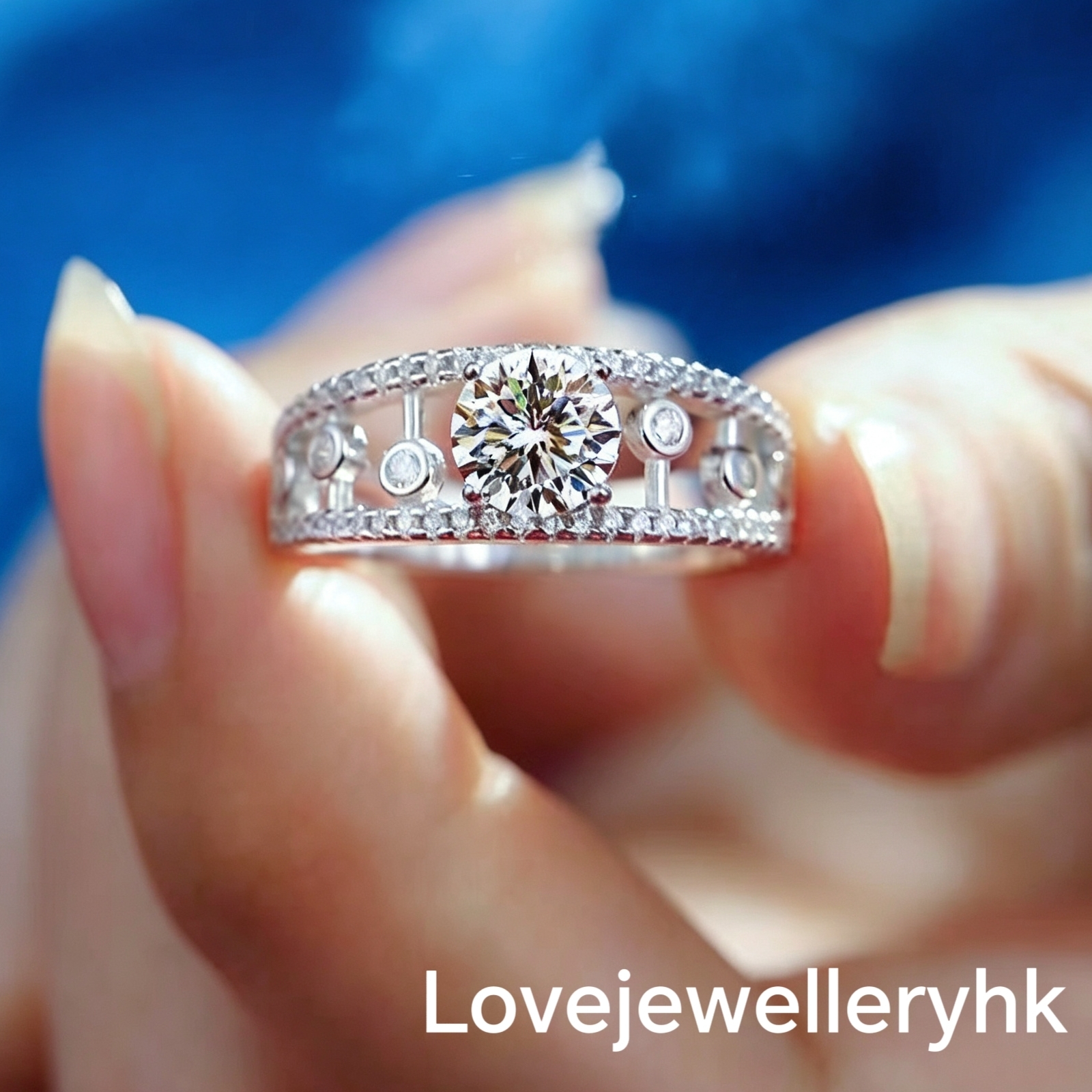 莫桑鑽典雅戒指        R1C017