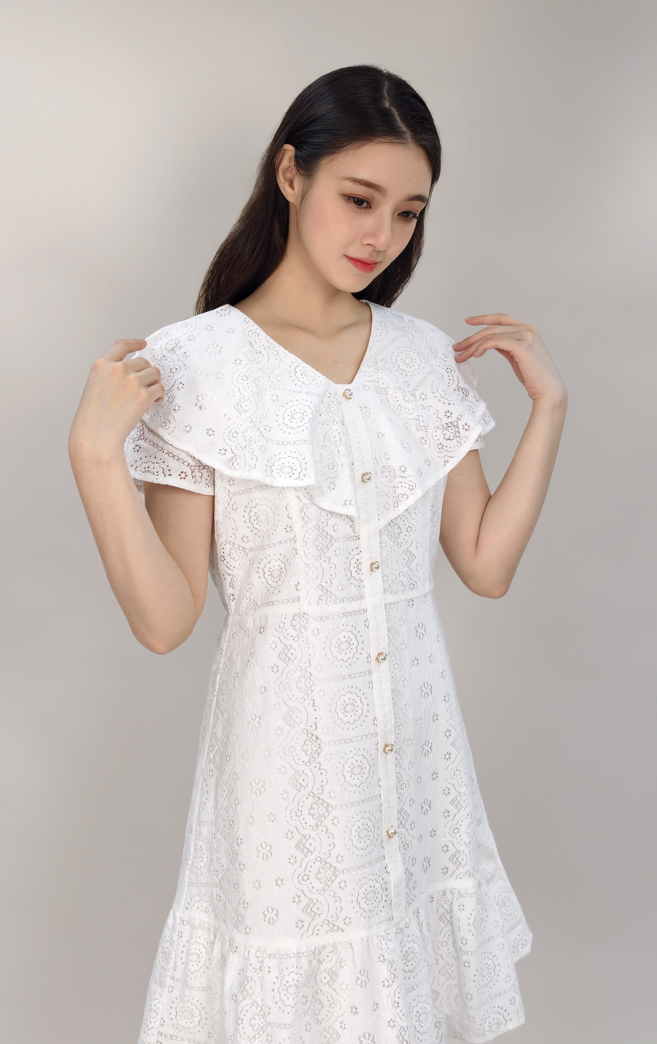 鏤空蕾絲連身裙 OP0659