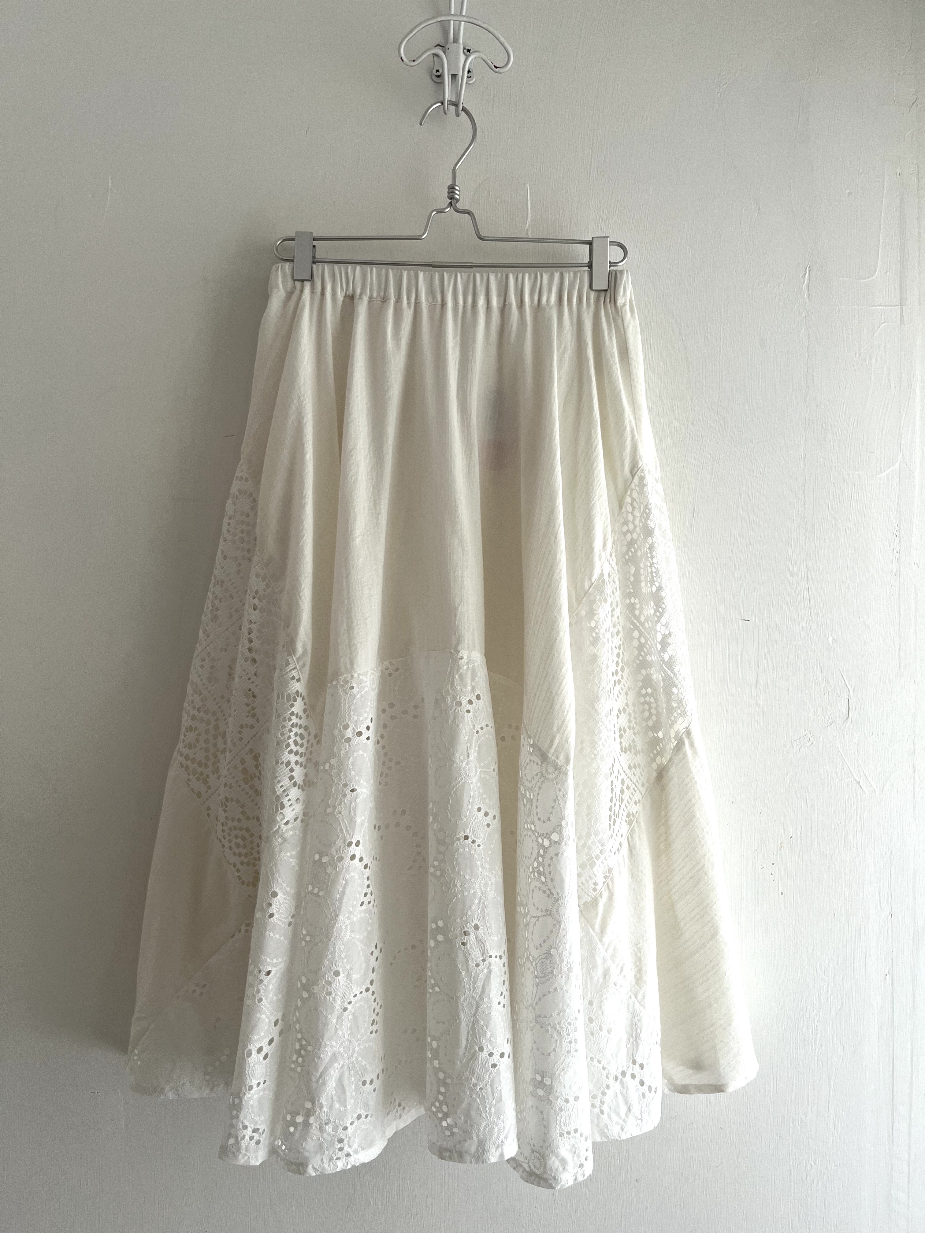 YUTA & YUTI白色刺繡鈎花拼花全橡筋裙