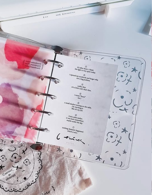 哈秋HA7UU．透明的白日夢 M5洞洞本