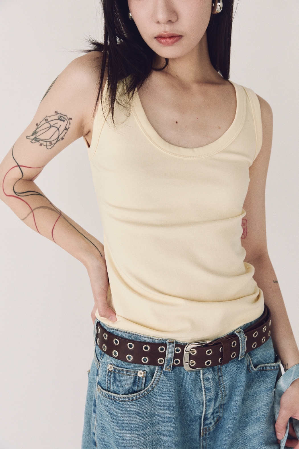 包色款U領背心-檸檬黃