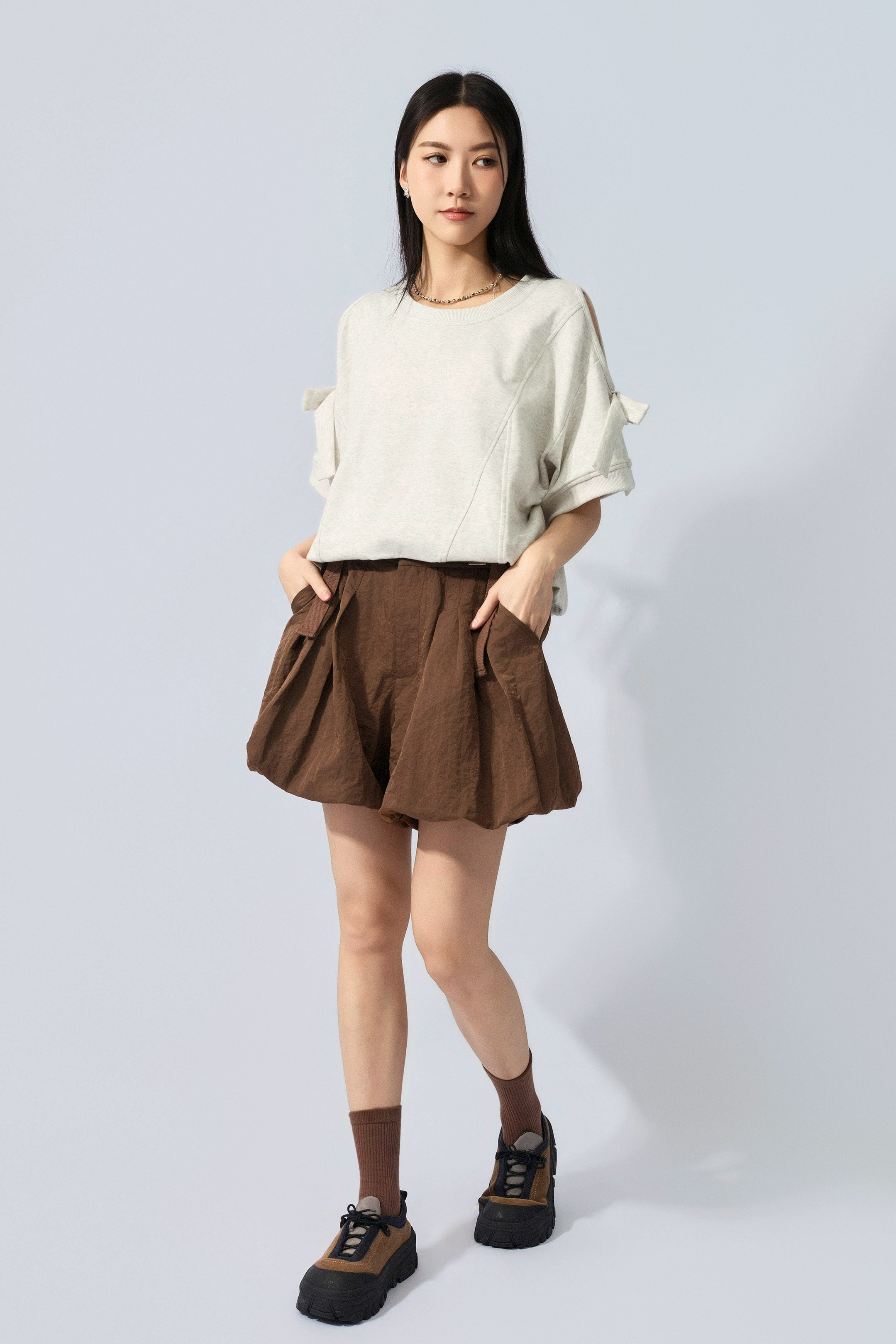 左右腰扣泡泡腳短褲（預購產品）