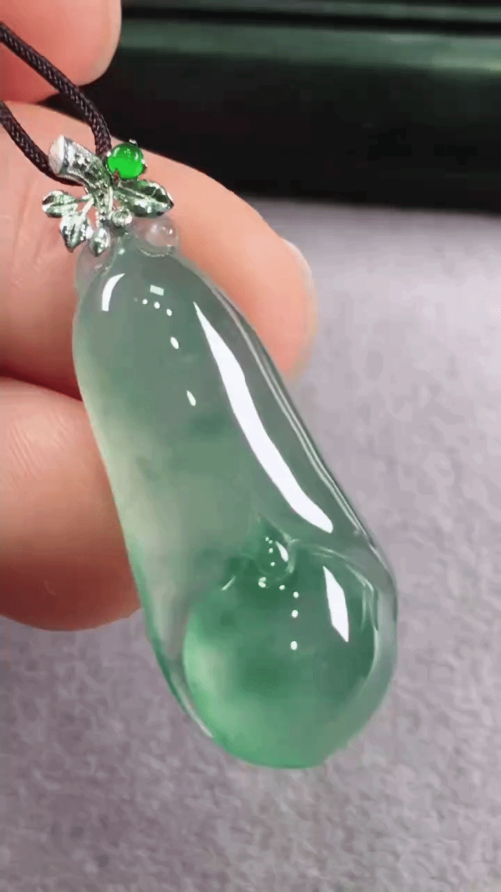 328315 翡翠玉蘭花