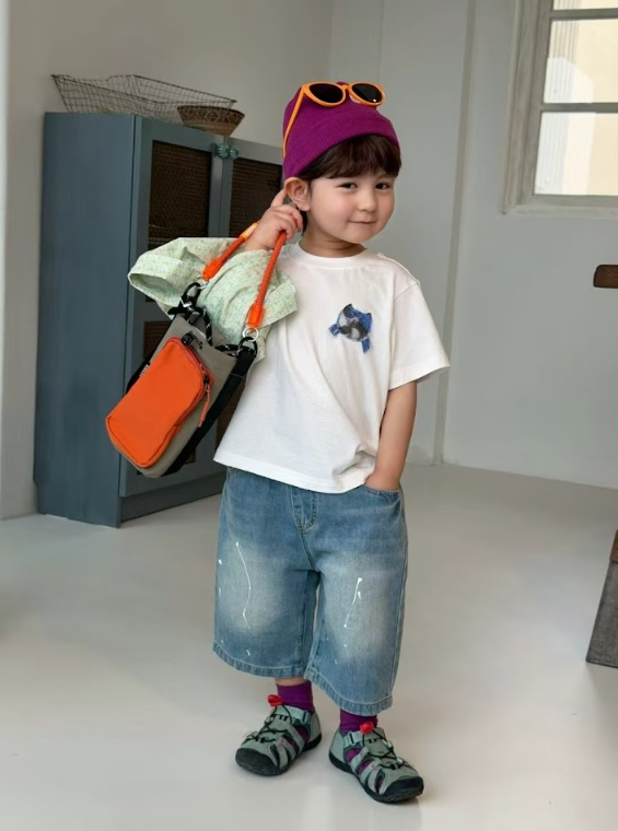 DDC04T090WE  DODO Wardrobe -白色藝術拼布貓咪上衣