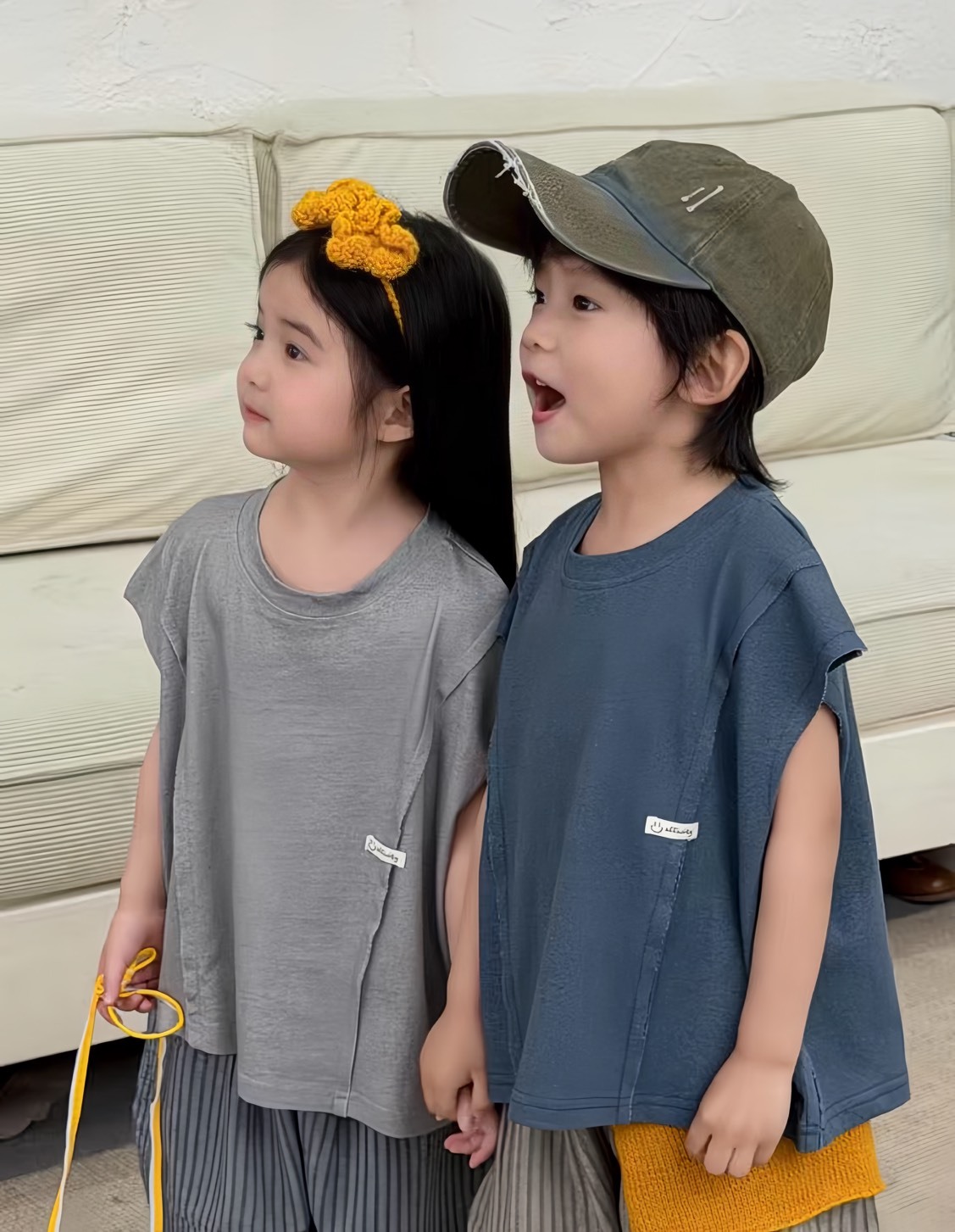 前車線小標短袖上衣