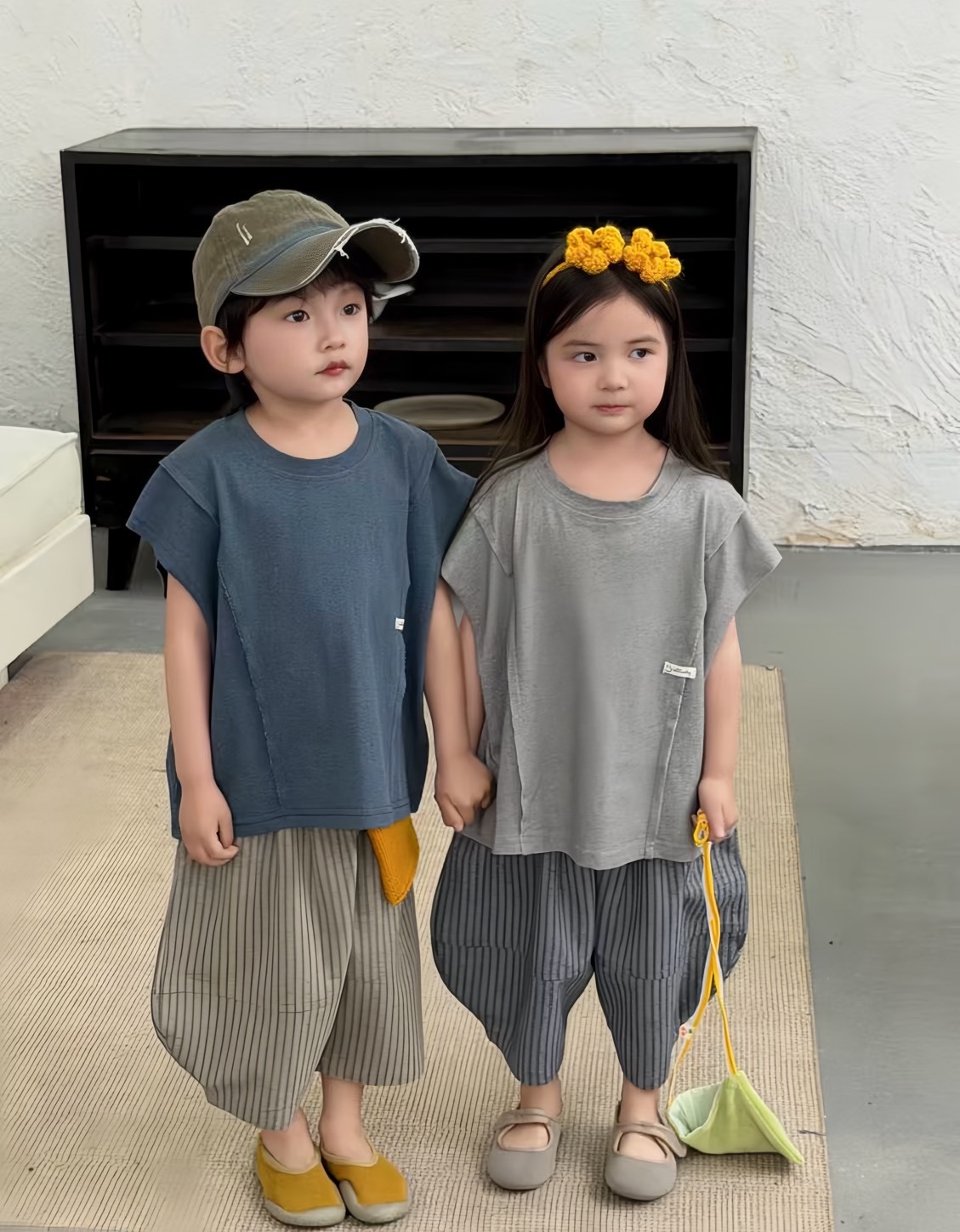 前車線小標短袖上衣