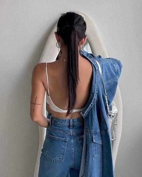 【神好穿後美背BraTop背心小可愛】（現貨）