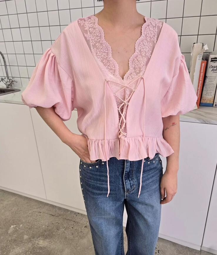 CR32 胸 44長 19$439 (一口價)