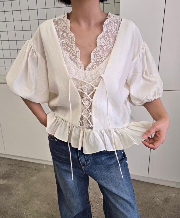 CR32 胸 44長 19$439 (一口價)