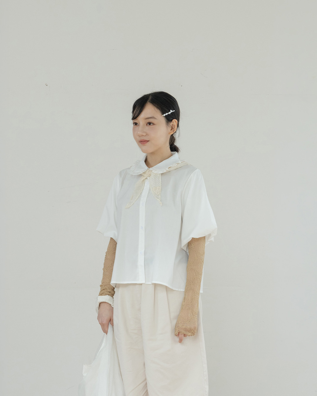 Ruffled Collar Balloon Sleeve Wide-Sleeve Shirt - Off-White【01025747】in stock+pre-order