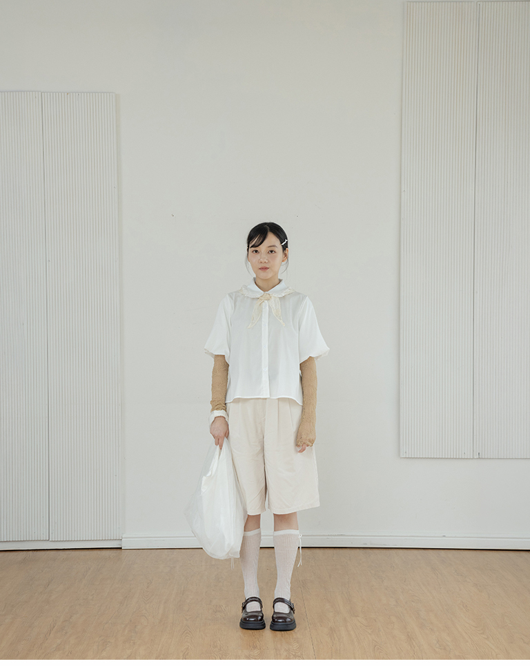 Ruffled Collar Balloon Sleeve Wide-Sleeve Shirt - Off-White【01025747】in stock+pre-order