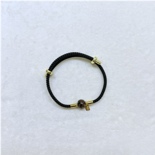 0414gz41-GZday1-撫順琥珀4月-撫順幹白花手繩10m（A41）